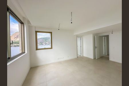 Apartamento à venda com 149m², 3 quartos e 1 vaga Apartamento à venda com 149m², 3 quartos e 1 vagaSuite 1
