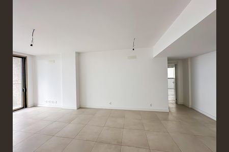 Apartamento à venda com 149m², 3 quartos e 1 vaga Apartamento à venda com 149m², 3 quartos e 1 vagaSala