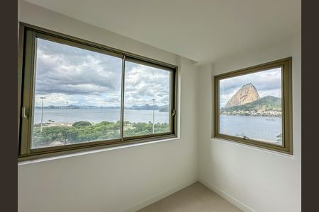 Apartamento à venda com 149m², 3 quartos e 1 vaga Apartamento à venda com 149m², 3 quartos e 1 vagaVistaBanheiro/Suite 1