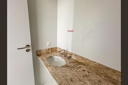 Apartamento à venda com 148m², 3 quartos e 1 vagaBanheiro da Suíte 1