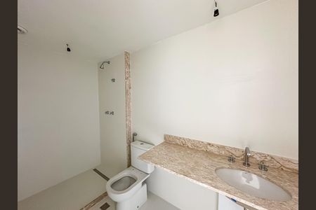 Apartamento à venda com 180m², 3 quartos e 1 vagaBanheiro da Suíte 2