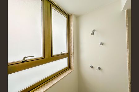 Apartamento à venda com 180m², 3 quartos e 1 vagaBanheiro da Suíte 1