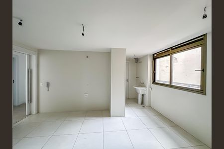 Apartamento à venda com 180m², 3 quartos e 1 vagaÁrea de Serviço