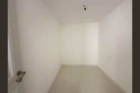 Apartamento à venda com 180m², 3 quartos e 1 vagaQuarto de Serviço