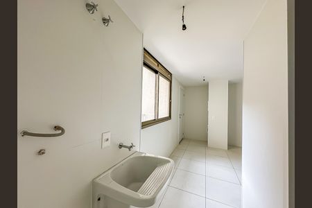 Apartamento à venda com 180m², 3 quartos e 1 vagaÁrea de Serviço