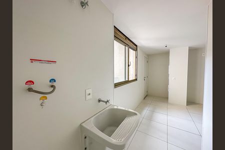 Apartamento à venda com 180m², 3 quartos e 1 vaga Apartamento à venda com 180m², 3 quartos e 1 vagaÁrea de Serviço
