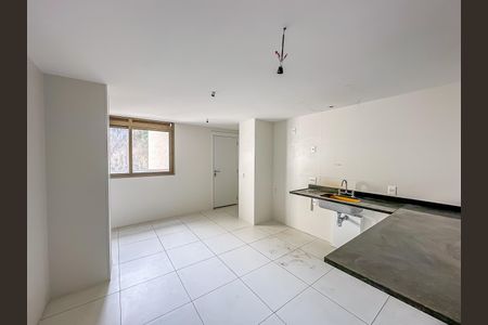 Apartamento à venda com 180m², 3 quartos e 1 vaga Apartamento à venda com 180m², 3 quartos e 1 vagaCozinha