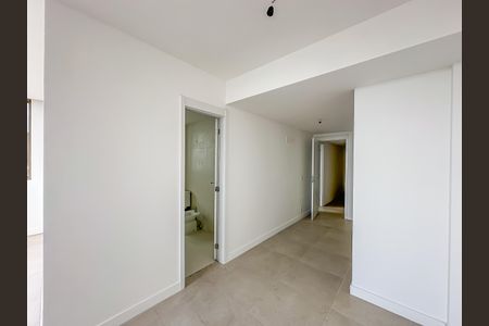 Apartamento à venda com 180m², 3 quartos e 1 vaga Apartamento à venda com 180m², 3 quartos e 1 vagaSuíte 1
