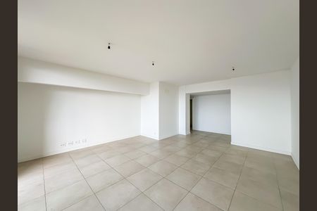 Apartamento à venda com 180m², 3 quartos e 1 vaga Apartamento à venda com 180m², 3 quartos e 1 vagaSala