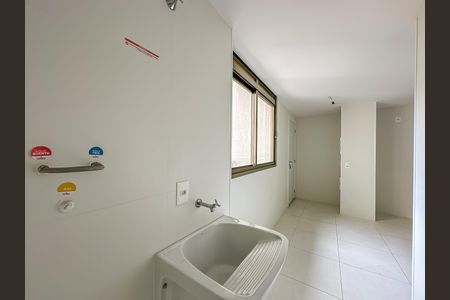 Apartamento à venda com 180m², 3 quartos e 1 vaga Apartamento à venda com 180m², 3 quartos e 1 vagaÁrea de Serviço