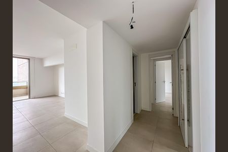 Apartamento à venda com 180m², 3 quartos e 1 vaga Apartamento à venda com 180m², 3 quartos e 1 vagaSala