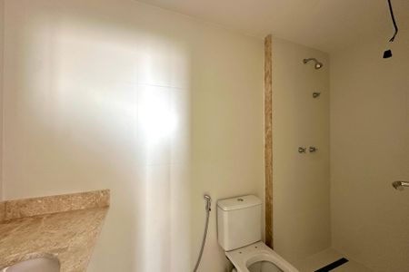 Apartamento à venda com 147m², 3 quartos e 1 vagaQuarto 2 - Suite Banheiro