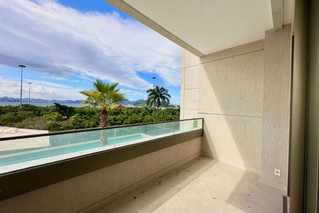 Apartamento à venda com 147m², 3 quartos e 1 vagaVaranda