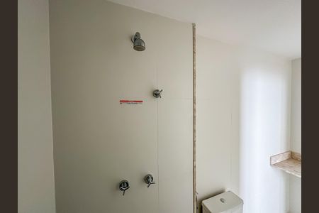 Apartamento à venda com 147m², 3 quartos e 1 vaga Apartamento à venda com 147m², 3 quartos e 1 vagaBanheiro da Suíte 2