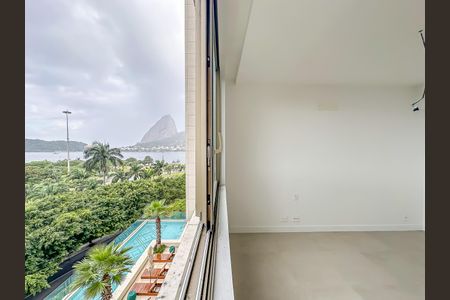Apartamento à venda com 147m², 3 quartos e 1 vaga Apartamento à venda com 147m², 3 quartos e 1 vagaSuíte 1