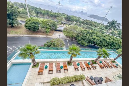 Apartamento à venda com 147m², 3 quartos e 1 vaga Apartamento à venda com 147m², 3 quartos e 1 vagaSala