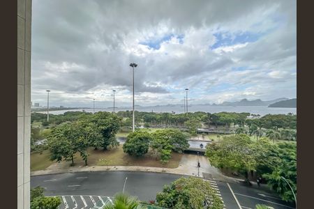 Apartamento à venda com 147m², 3 quartos e 1 vaga Apartamento à venda com 147m², 3 quartos e 1 vagaSala