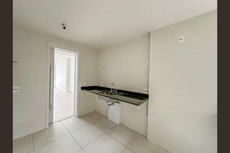 Apartamento à venda com 147m², 3 quartos e 1 vaga Apartamento à venda com 147m², 3 quartos e 1 vagaCozinha