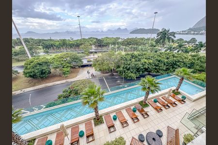 Apartamento à venda com 147m², 3 quartos e 1 vaga Apartamento à venda com 147m², 3 quartos e 1 vagaSuíte 1