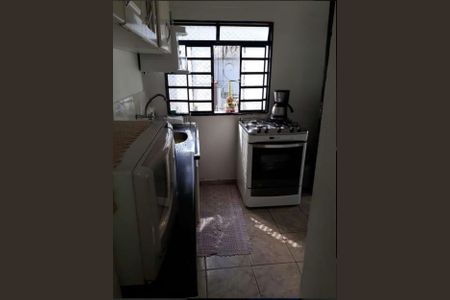 Casa à venda com 230m², 2 quartos e 2 vagas Casa à venda com 230m², 2 quartos e 2 vagasCozinha