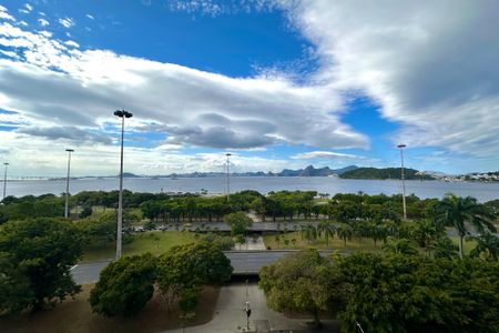 Apartamento à venda com 147m², 3 quartos e 1 vaga Apartamento à venda com 147m², 3 quartos e 1 vagaVista