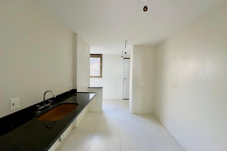Apartamento à venda com 147m², 3 quartos e 1 vaga Apartamento à venda com 147m², 3 quartos e 1 vagaCozinha