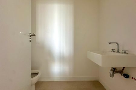 Apartamento à venda com 147m², 3 quartos e 1 vaga Apartamento à venda com 147m², 3 quartos e 1 vagaLavabo