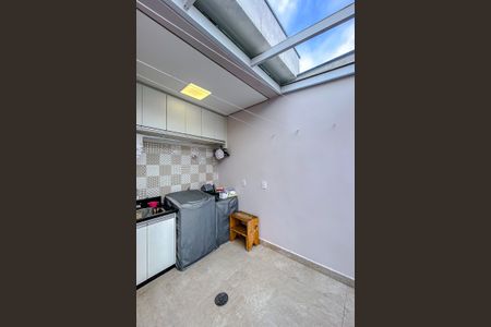 Casa à venda com 200m², 3 quartos e 1 vagaÁrea de Serviço