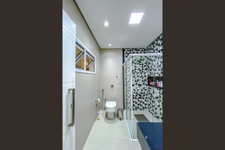 Casa à venda com 200m², 3 quartos e 1 vagaBanheiro