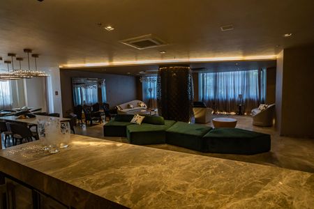 Apartamento à venda com 181m², 3 quartos e 1 vaga Apartamento à venda com 181m², 3 quartos e 1 vagaÁrea comum