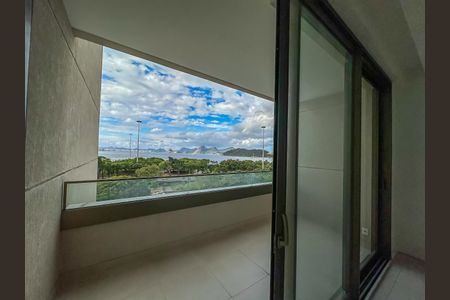 Apartamento à venda com 181m², 3 quartos e 1 vaga Apartamento à venda com 181m², 3 quartos e 1 vagaVaranda da Sala