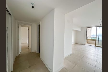 Apartamento à venda com 181m², 3 quartos e 1 vaga Apartamento à venda com 181m², 3 quartos e 1 vagaCorredor