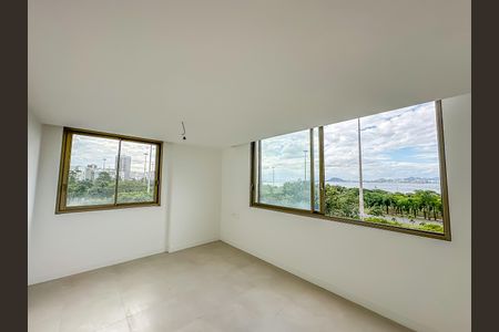 Apartamento à venda com 181m², 3 quartos e 1 vaga Apartamento à venda com 181m², 3 quartos e 1 vagaQuarto 2
