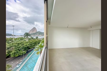 Apartamento à venda com 181m², 3 quartos e 1 vaga Apartamento à venda com 181m², 3 quartos e 1 vagavaranda do Quarto 3