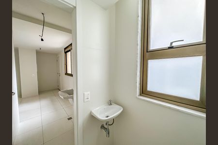 Apartamento à venda com 181m², 3 quartos e 1 vaga Apartamento à venda com 181m², 3 quartos e 1 vagaÁrea de Serviço