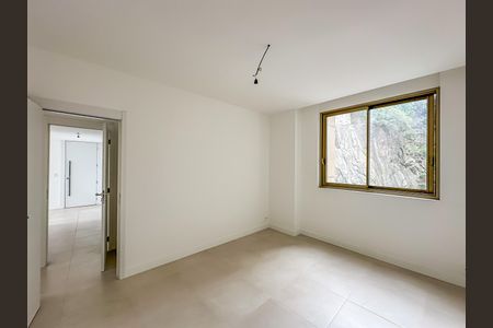 Apartamento à venda com 181m², 3 quartos e 1 vaga Apartamento à venda com 181m², 3 quartos e 1 vagaQuarto 3