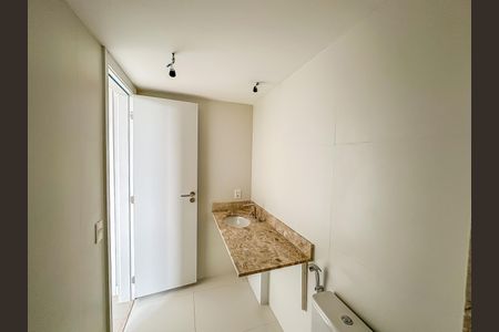 Apartamento à venda com 181m², 3 quartos e 1 vaga Apartamento à venda com 181m², 3 quartos e 1 vagaBanheiro do Quarto 3
