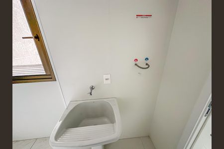 Apartamento à venda com 181m², 3 quartos e 1 vaga Apartamento à venda com 181m², 3 quartos e 1 vagaÁrea de Serviço