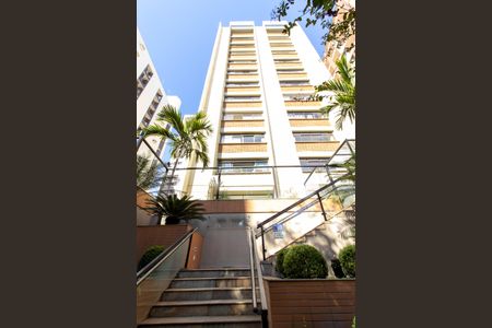 Apartamento à venda com 70m², 1 quarto e 1 vaga Apartamento à venda com 70m², 1 quarto e 1 vagaFachada