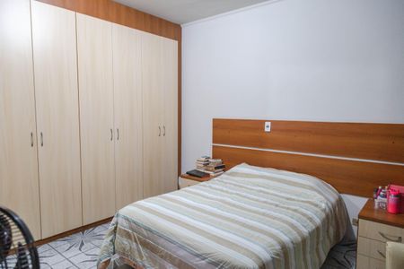 Casa à venda com 125m², 3 quartos e 2 vagas Casa à venda com 125m², 3 quartos e 2 vagasQuarto 3