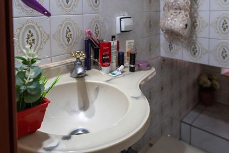 Casa à venda com 125m², 3 quartos e 2 vagas Casa à venda com 125m², 3 quartos e 2 vagasLavabo da Sala