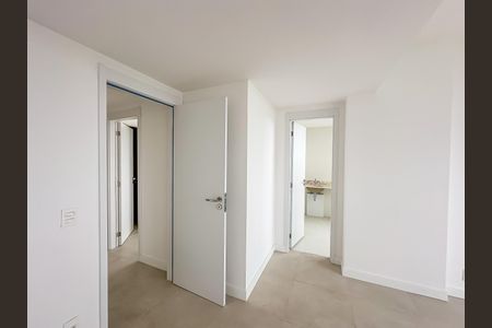 Apartamento à venda com 148m², 3 quartos e sem vaga Apartamento à venda com 148m², 3 quartos e sem vagaSuíte 1