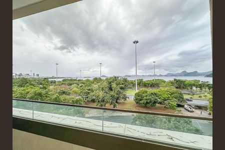 Apartamento à venda com 148m², 3 quartos e sem vaga Apartamento à venda com 148m², 3 quartos e sem vagaSala