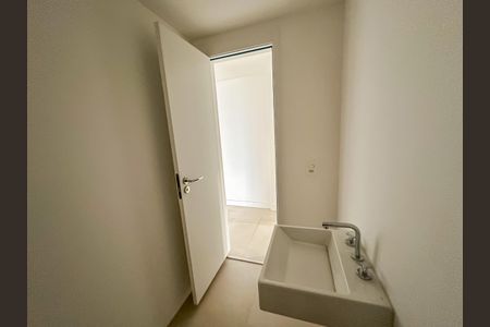 Apartamento à venda com 148m², 3 quartos e sem vaga Apartamento à venda com 148m², 3 quartos e sem vagaLavabo