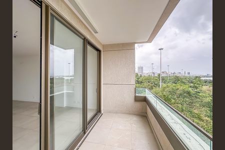 Apartamento à venda com 148m², 3 quartos e sem vaga Apartamento à venda com 148m², 3 quartos e sem vagaVaranda da Sala