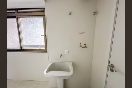 Apartamento à venda com 148m², 3 quartos e sem vaga Apartamento à venda com 148m², 3 quartos e sem vagaÁrea de Serviço