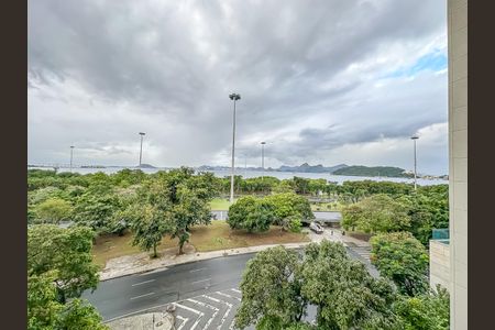 Apartamento à venda com 148m², 3 quartos e sem vaga Apartamento à venda com 148m², 3 quartos e sem vagaSala