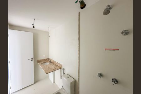 Apartamento à venda com 148m², 3 quartos e sem vaga Apartamento à venda com 148m², 3 quartos e sem vagaBanheiro da Suíte 2