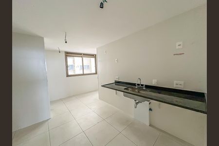 Apartamento à venda com 148m², 3 quartos e sem vaga Apartamento à venda com 148m², 3 quartos e sem vagaCozinha