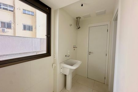 Apartamento à venda com 148m², 3 quartos e 1 vaga Apartamento à venda com 148m², 3 quartos e 1 vagaÁrea de Serviço